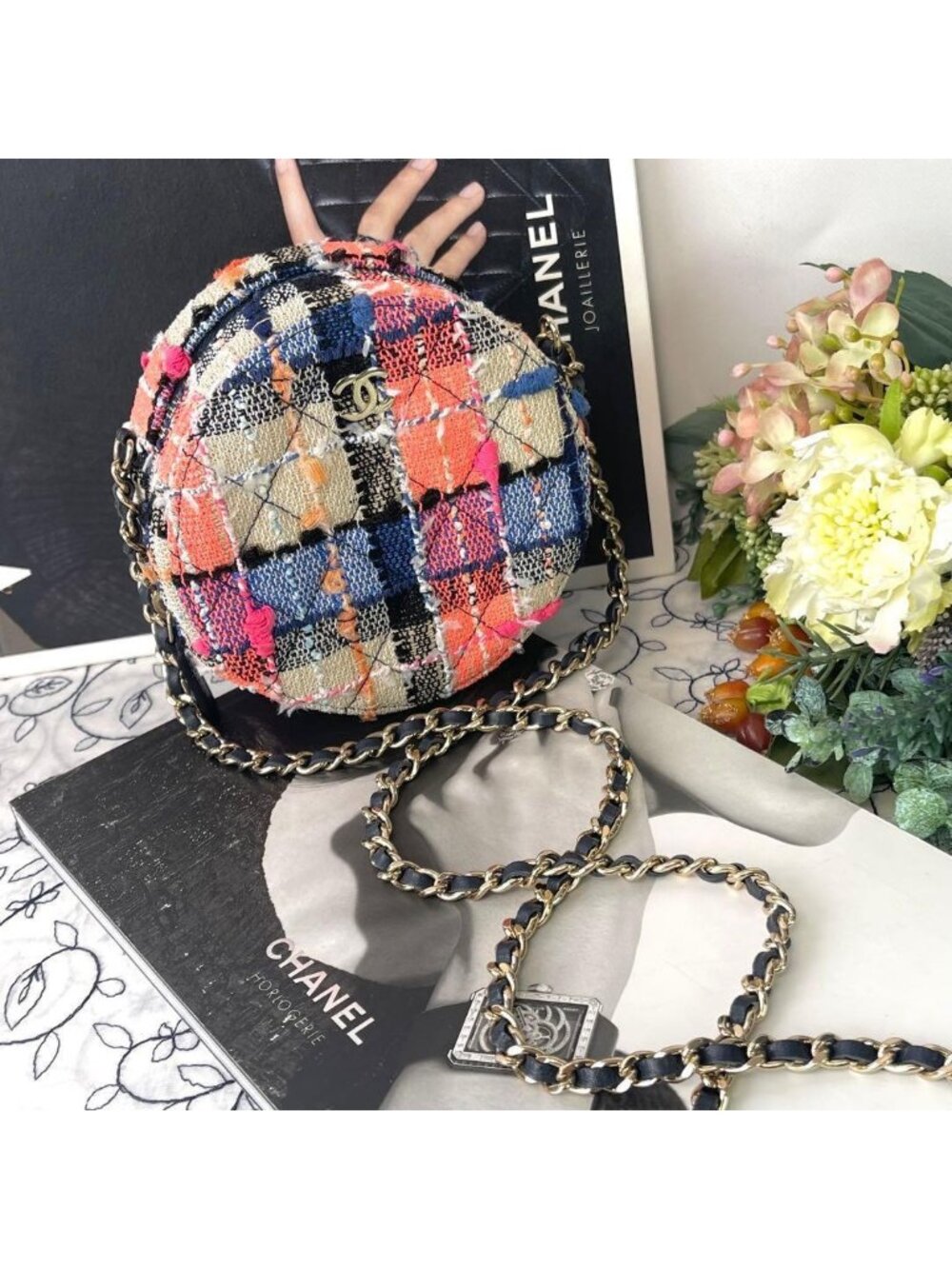 Chanel Round Mini Classic Chain Shoulder